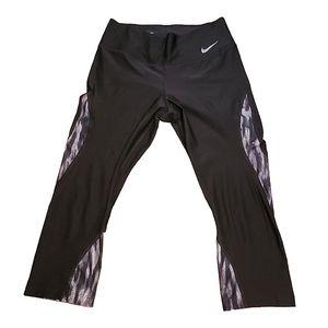 Nike Pro HyperCool Women's Training Capris | Nike Training | Nike Capri